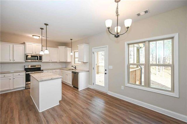 6095 Crowley Drive, Douglasville, GA 30135