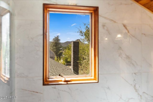 337 S MOUNT VERNON Avenue, Prescott, AZ 86303