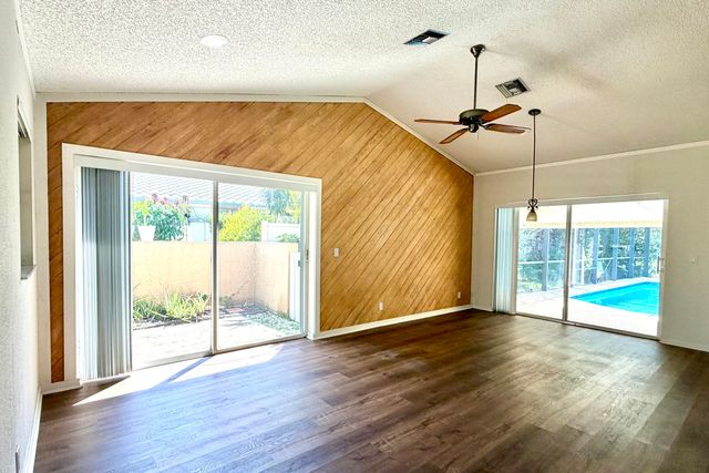7160 NW 4TH Avenue, Boca Raton, FL 33487
