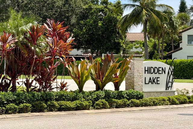 7160 NW 4TH Avenue, Boca Raton, FL 33487