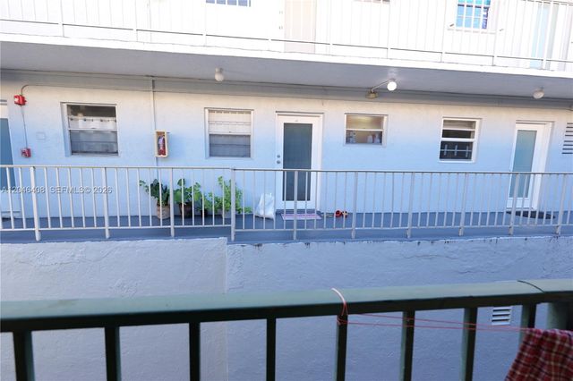 1245 Pennsylvania Ave 8, Miami Beach, FL 33139