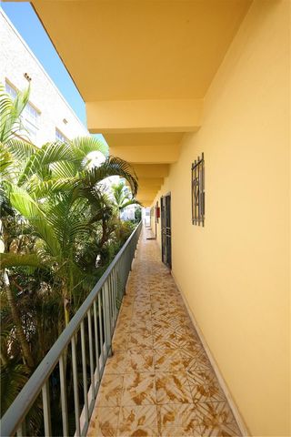 1245 Pennsylvania Ave 8, Miami Beach, FL 33139