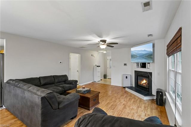473 Queens Creek RD, Williamsburg, VA 23185