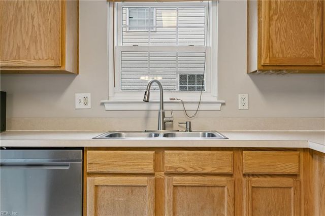 473 Queens Creek RD, Williamsburg, VA 23185
