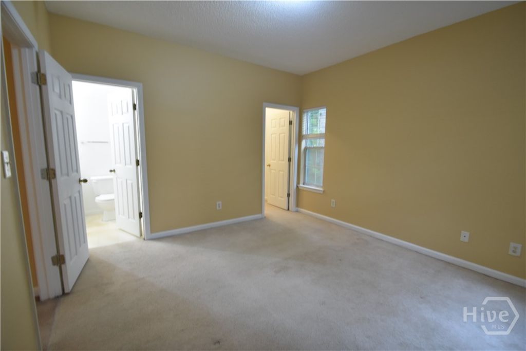 Image 12 of property listing at 1202 Walden Park Drive, Savannah, GA 31410
