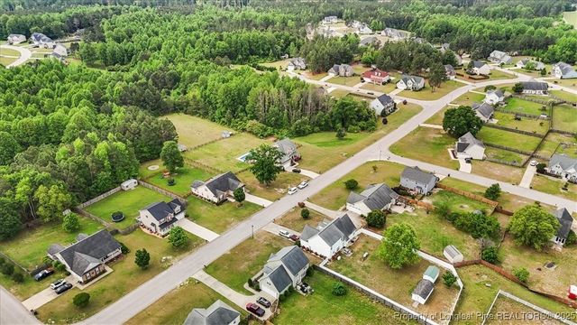 153 home stretch Lane, Raeford, NC 28376