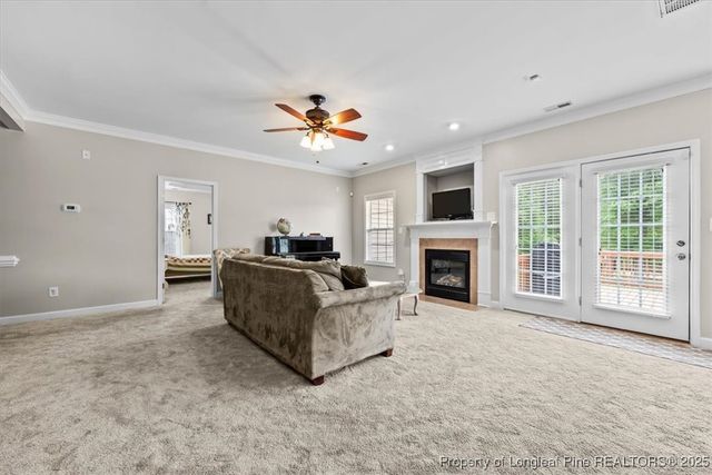153 home stretch Lane, Raeford, NC 28376