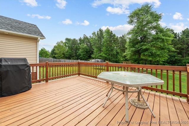153 home stretch Lane, Raeford, NC 28376