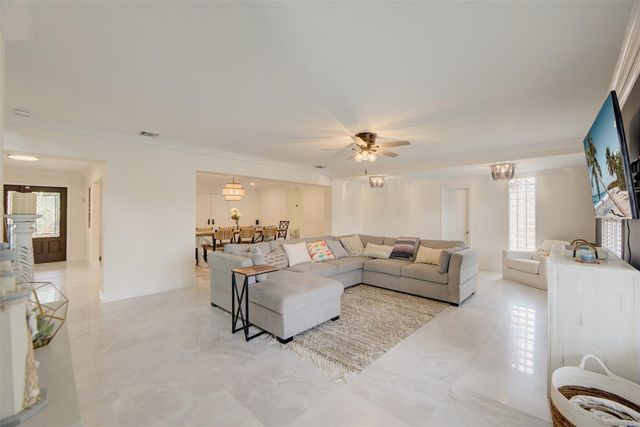 4821 NE 28th Avenue, Lighthouse Point, FL 33064