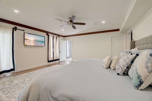 4821 NE 28th Avenue, Lighthouse Point, FL 33064