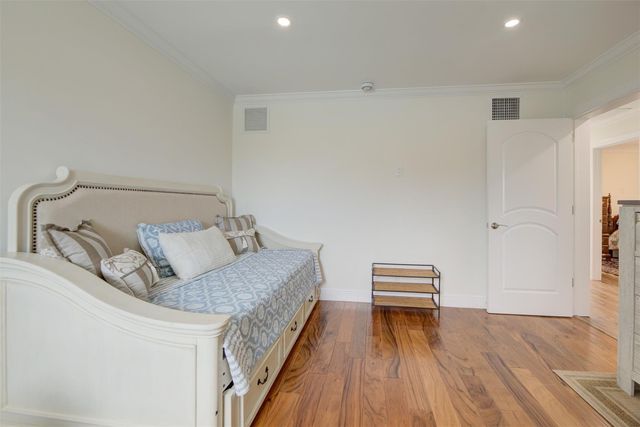 4821 NE 28th Avenue, Lighthouse Point, FL 33064