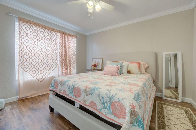 4821 NE 28th Avenue, Lighthouse Point, FL 33064