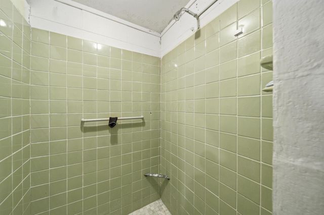 4231 Glenmawr Avenue, Columbus, OH 43224