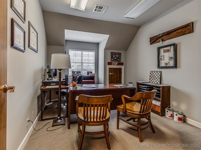 1375 E 71st Street B, Tulsa, OK 74136