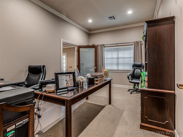 1375 E 71st Street B, Tulsa, OK 74136