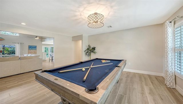 5231 SIESTA COVE DRIVE, Sarasota, FL 34242