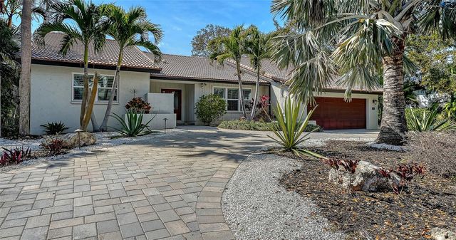 5231 SIESTA COVE DRIVE, Sarasota, FL 34242