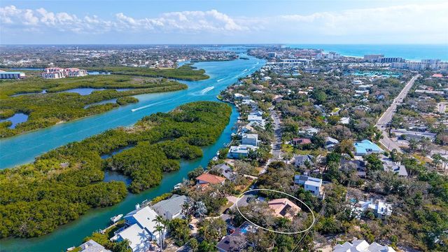 5231 SIESTA COVE DRIVE, Sarasota, FL 34242