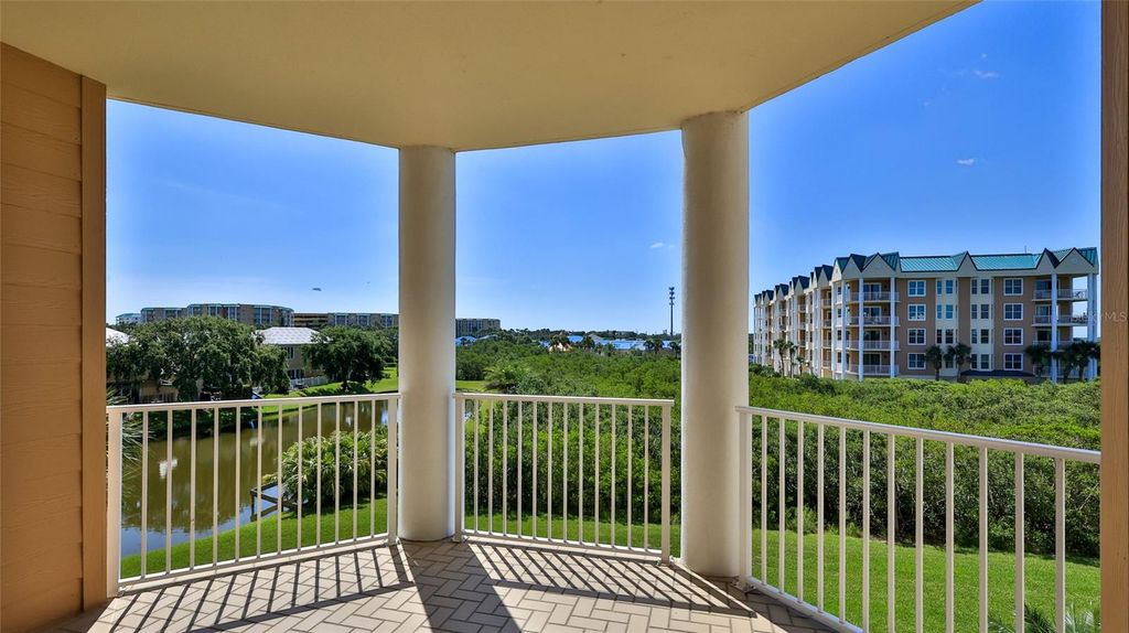 Image 8 of property listing at 4620 RIVERWALK VILLAGE COURT 7306, Ponce Inlet, FL 32127