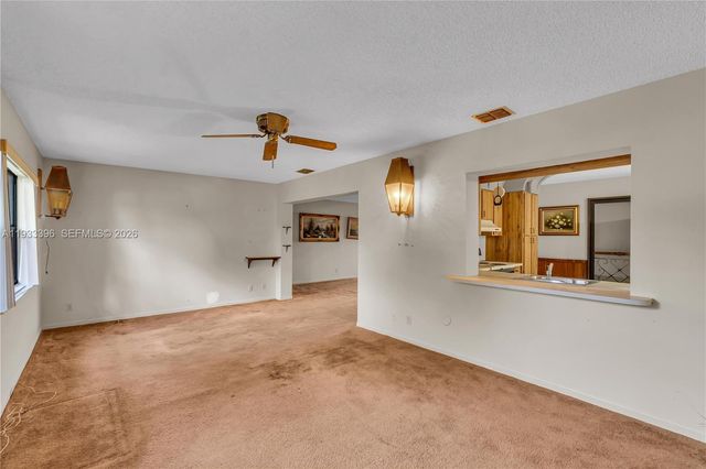 7545 NW 99th Ave, Tamarac, FL 33321