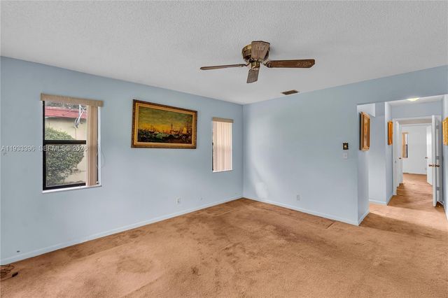 7545 NW 99th Ave, Tamarac, FL 33321