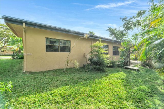 7545 NW 99th Ave, Tamarac, FL 33321