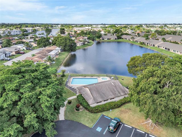 7545 NW 99th Ave, Tamarac, FL 33321