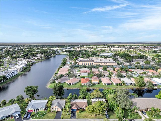 7545 NW 99th Ave, Tamarac, FL 33321