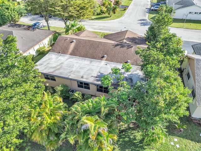 7545 NW 99th Ave, Tamarac, FL 33321