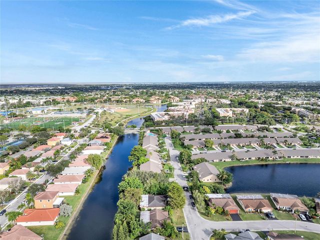 7545 NW 99th Ave, Tamarac, FL 33321
