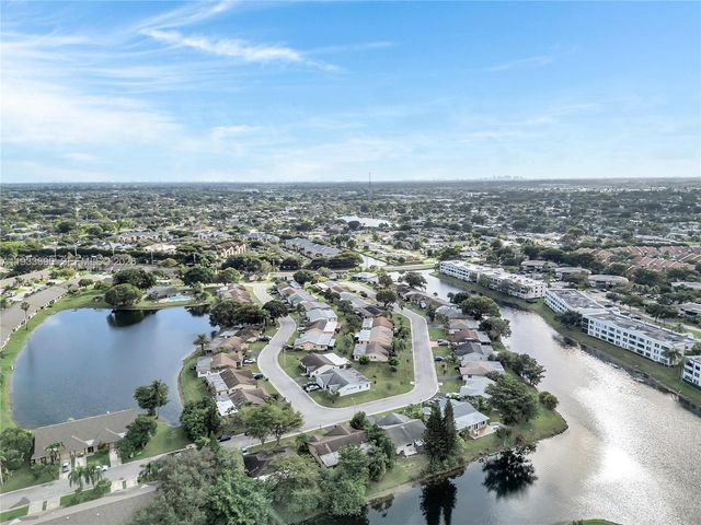 7545 NW 99th Ave, Tamarac, FL 33321