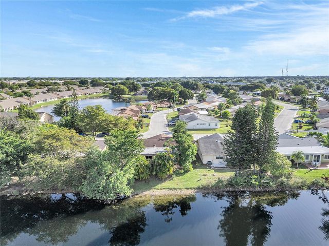 7545 NW 99th Ave, Tamarac, FL 33321