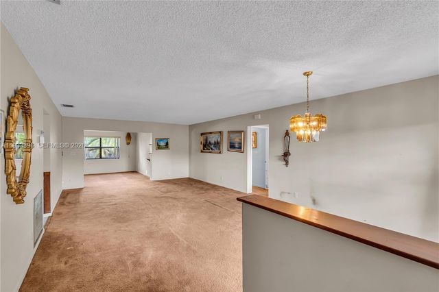 7545 NW 99th Ave, Tamarac, FL 33321