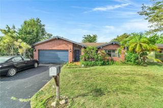 7545 NW 99th Ave, Tamarac, FL 33321