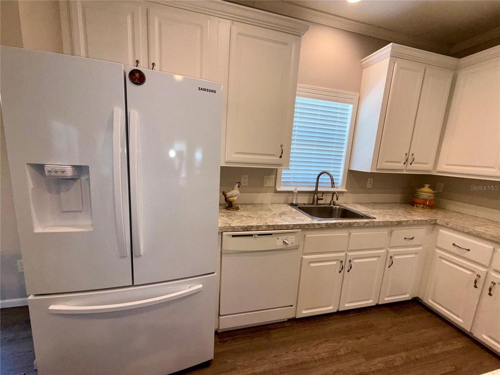 Image 11 of property listing at 34572 GARDENIA DRIVE N, Pinellas Park, FL 33781