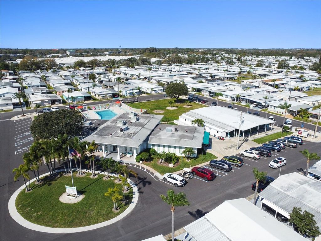 Image 35 of property listing at 34572 GARDENIA DRIVE N, Pinellas Park, FL 33781