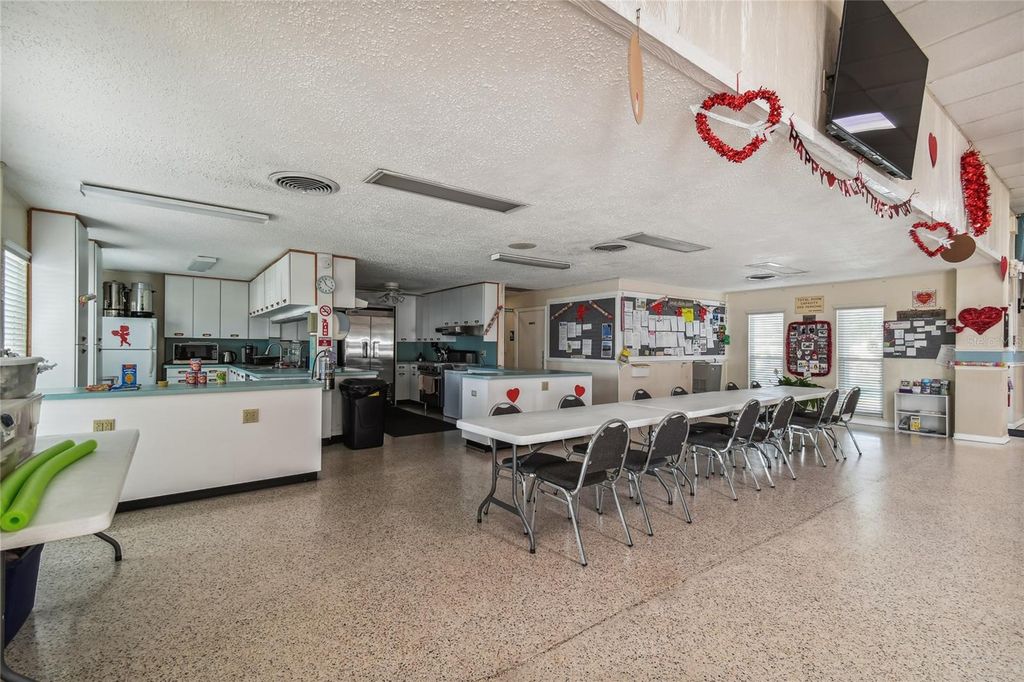 Image 39 of property listing at 34572 GARDENIA DRIVE N, Pinellas Park, FL 33781