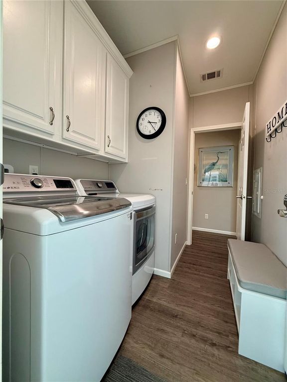 Image 7 of property listing at 34572 GARDENIA DRIVE N, Pinellas Park, FL 33781