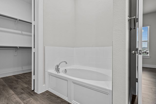 3282 Ganzer Road W 819B, Denton, TX 76207