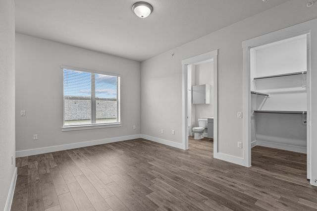 3282 Ganzer Road W 819B, Denton, TX 76207