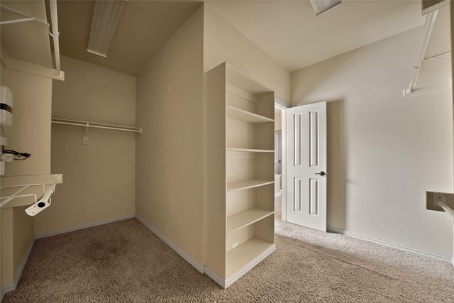 2852 England Parkway, Grand Prairie, TX 75054