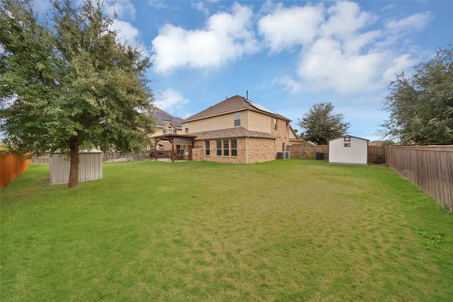 2852 England Parkway, Grand Prairie, TX 75054