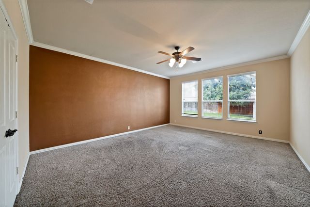 2852 England Parkway, Grand Prairie, TX 75054