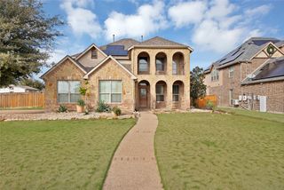 2852 England Parkway, Grand Prairie, TX 75054