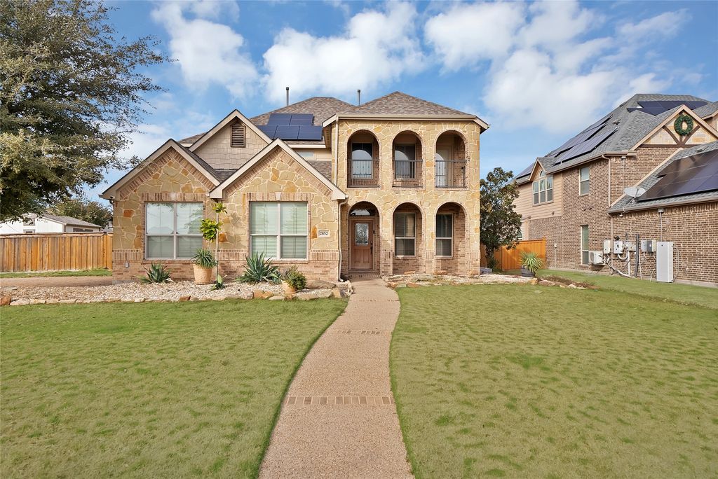 2852 England Parkway, Grand Prairie, TX 75054