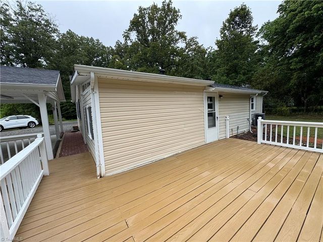6126 Ridge Road, Tobaccoville, NC 27050