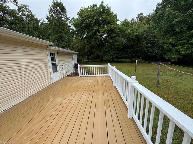 6126 Ridge Road, Tobaccoville, NC 27050