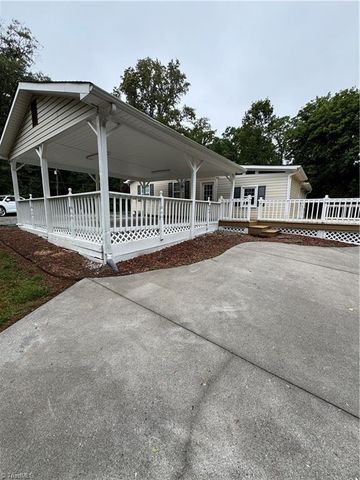 6126 Ridge Road, Tobaccoville, NC 27050