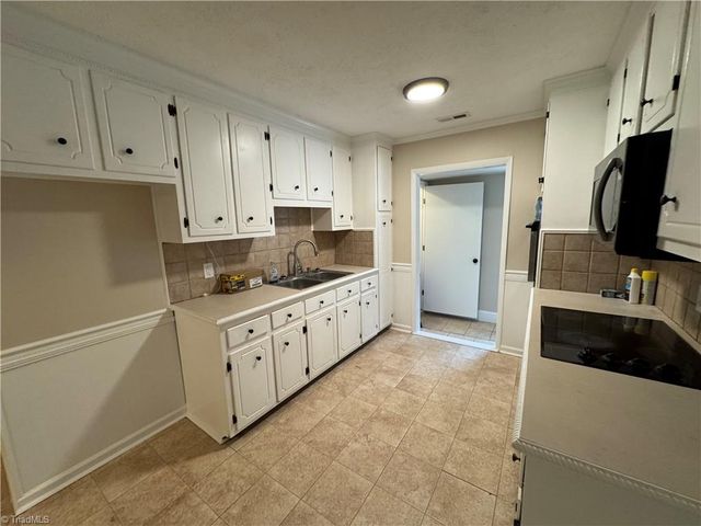 6126 Ridge Road, Tobaccoville, NC 27050