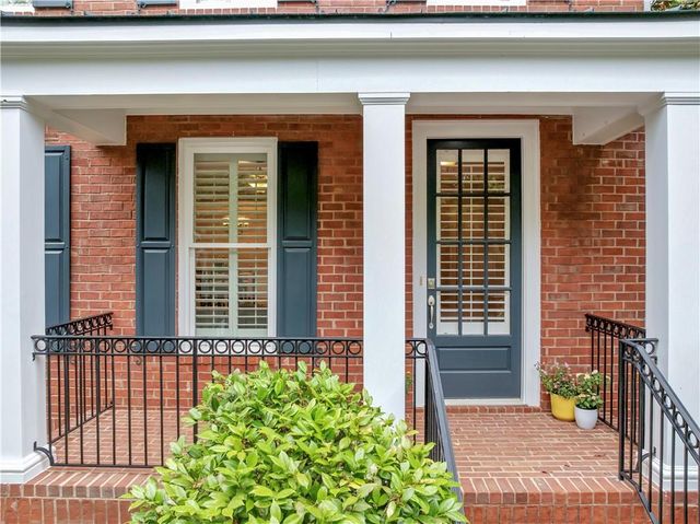 5000 Davenport Place, Roswell, GA 30075